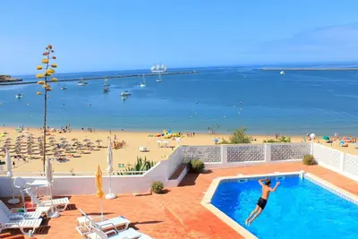 Image de appartement ensoleillé pour 2-6 personnes, emplacement exclusif 1a directement sur la plage de sable et la mer