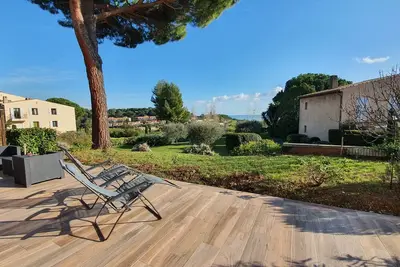 Image de 3 pièces vue mer sur la côte d'azur à 5 minutes de la mer