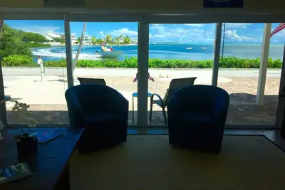 Hou La La! Piscine PRIVÉE, Front De L'OCÉAN Et Quai Maison sœur à côté Vrbo # 1034656