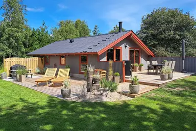 Image de Belle maison Ă BlĂĄvand avec WiFi