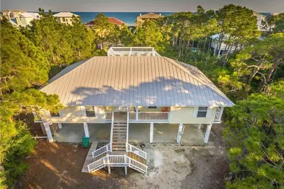 2br / 2ba Beach Cottage à l'intérieur de la plantation, peut accueillir jusqu'à 8, Animaux acceptés!