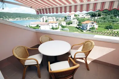 Image de Appartement de deux chambres avec la terrasse et la vue sur le mer Supetarska Draga - Donja, Rab (A-5033-a)