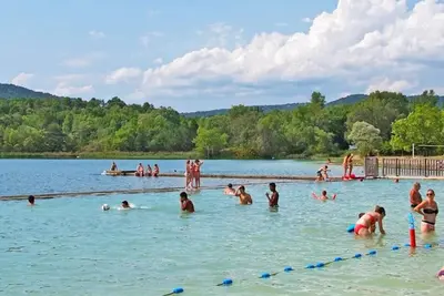 Image de Camping Domaine du Petit Lac