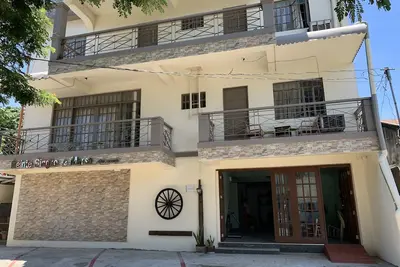 Image de Beinte Singko de Marso Apartments