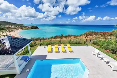 Villa de 3 chambres avec vue magnifique sur Happy Bay (Blue Sailing)