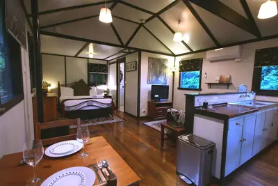 Image de Etna Cottage - belle baignoire spa d'angle privée