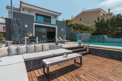 Image de Villa Adam, à côté du temple de Poséidon. Piscine privée à côté de la plage