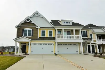 Image de Nouvelle Maison De Ville PÉNINSULE!