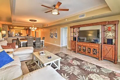 Image de Condo Destin Beachfront w / piscine, vue sur le port!