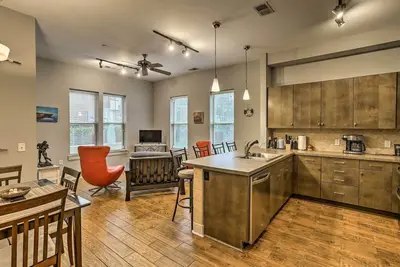 Image de Condo chic Ă Wilmington dans le quartier des arts de Brooklyn!