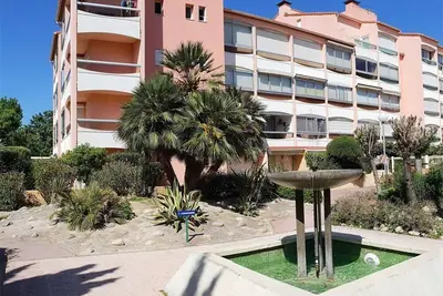 Image de Appartement T2 Cabine avec Balcon, Parking Privé et Piscine à 150m de la Plage - Argelès-sur-Mer
