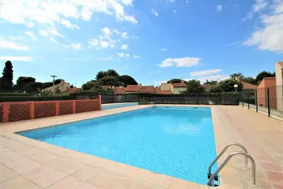 Image de Maisonette T2 et parking dans résidence avec piscine
