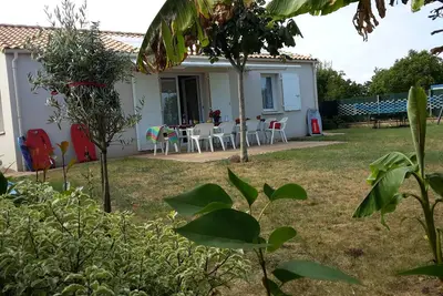 Image de Bord de mer pour famille  Villa  de qualité 4 chambres, près  Sables d'Olonne