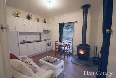 Image de Elan Cottage avec grand spa d'angle