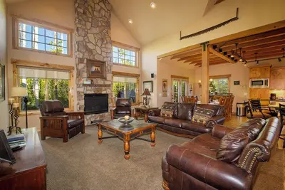 Image de Leland Creek Accueil: 5 Br / 4. 5 maison privée Ba �� Winter Park, pour 12 personnes