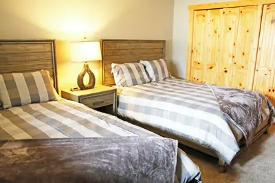 Image de Meadow Ridge Court 8 unité 6: 2 Br \/ 1 condominium Ba dans Fraser, pour 6 personnes