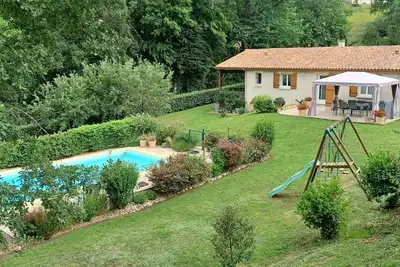 Image de Maison climatisé avec piscine sécurisé au coeur du Périgord noir