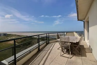 Image de Grand Large C K4-L4 : Grand appartement pour 8 personnes en front de mer avec belle terrasse