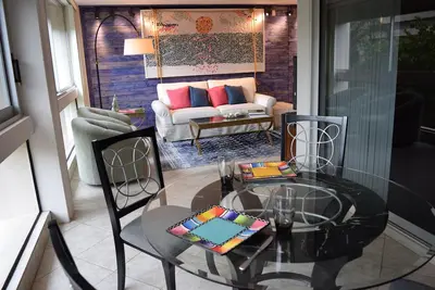 Image de 1 Br / 1 Ba Condo sur Siesta Key. Dormit 4. Piscines chauffées. Terrain de tennis. Wifi. Pas d'animaux de compagnie