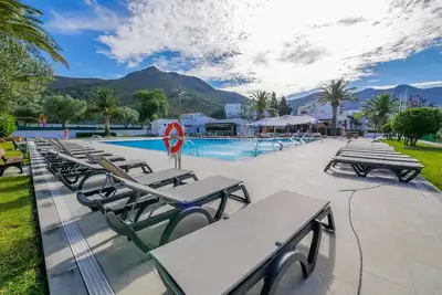 Rescator Resort 223 - Une Chambre Appartement, Couchages 4