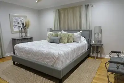 Image de Maison de parc d'une chambre magnifiquement rénovée - Loisirs ou affaires étendues