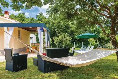 Image de Belle maison à Marcana avec cuisine