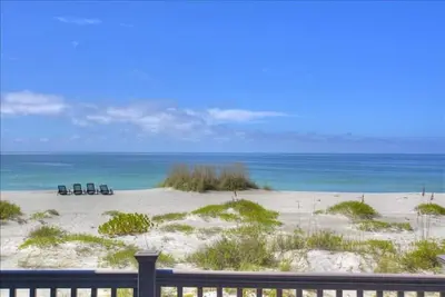 Image de SPÉCIAL Hiver! Luxury Beachfront House On Exclusive Longboat Key
