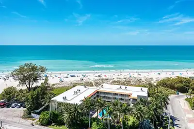 Image de Vente de printemps! Prix réduit jusqu'au 31 mai! Ami Dreaming - Condo sur la plage avec une vue imprenable sur le golfe du Mexique!