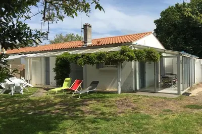 Image de Maison de Plain-Pied à 700m de la Plage avec Jardin Privé, Bbq, et Parking – 6 Couchages
