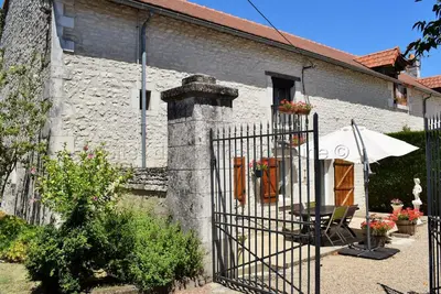 Image de Gîte rural 1 chambre, cour close, équipements bébé, Wi-Fi, proche mini-golf, non fumeur, tout inclus