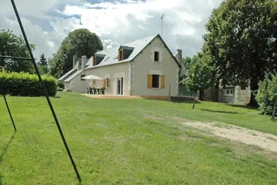 Image de Charmant Gîte Familial proche du Lac de Chemillé-sur-Indrois, 3 Ch, Jardin, Activités, Châteaux.