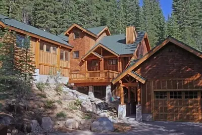 Image de Maison familiale de 3500pc avec vue, près de Squaw Valley