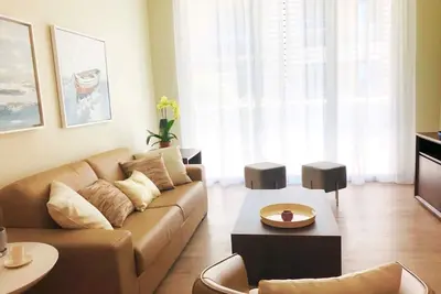 Image de Un style moderne, fraîchement, grand appartement en bord de mer au milieu de l'action