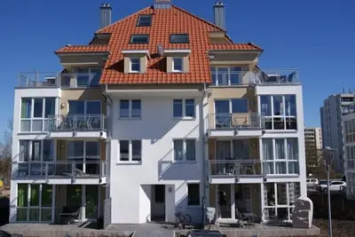 Image de Fantastique appartement avec cheminée, douche pluie et sauna, internet sans fil