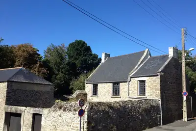 Image de Charmante maison restaurée à 900 mètres de la mer et à 150 mètres des commerces