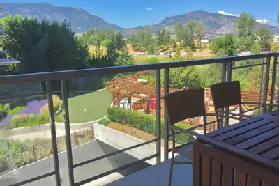 Image de Condo de 3 chambres à pied de la plage et du centre-ville