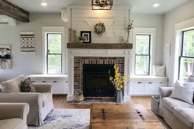 Image de Stay @ Leelanau Winery + maison familiale