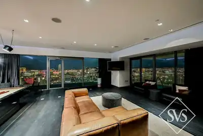Image de Penthouse Élite 4 000 pieds carrés + Jacuzzi avec vue sur la montagne et vue sur la montagne