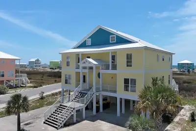 Image de Superbe Maison Privee, Vue Merveilleuse, Proche De La Plage, Beaucoup De Salle Pour Groupes