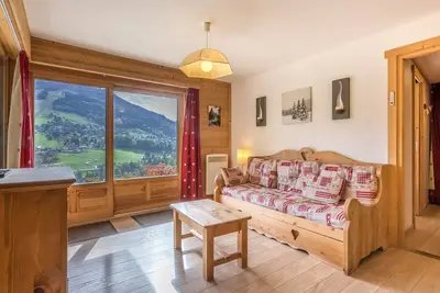 Image de Charmant 2 pièces avec coin nuit, parking et vue montagne à La Clusaz