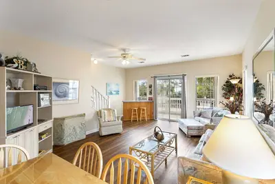 Image de Legends 310 - Santa Rosa Beach! Piscine communautaire! Jacuzzi! Terrain de tennis! Reserve maintenant