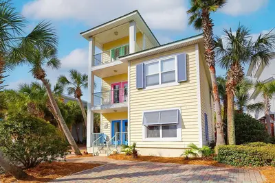 Image de Banana Cabana - Miramar Beach! Piscine privée! Animaux acceptés! Service de plage gratuit!