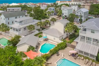Image de Sandy By The Sea - Blue Mountain Beach! Gulf View! Piscine privée! Animaux acceptés!