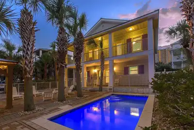 Image de Sous la mer - Vues du golfe! Piscine priv�����e! Vélos gratuits! Animaux accept�����s!