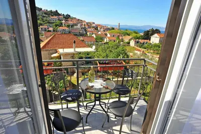 Appartement d'une chambre avec le balcon et la vue sur le mer Sutivan, Brac (A-752-d)