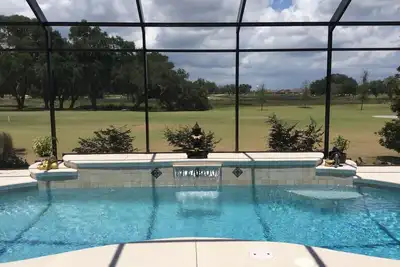 Image de 3/2. 5 Golf Front Home et piscine de chaleur solaire! Vue impressionnante, voiturette de golf Gratuite, wif