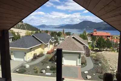 Cottage luxueux et unique de 3 chambres avec vue sur le lac @ La Casa Lakeside Resort