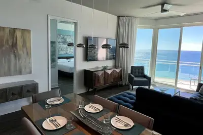 Image de Marque Nouvel Aqua Penthouse! Railings De Verre! 70 \"Tv! Inclus Beach Service!
