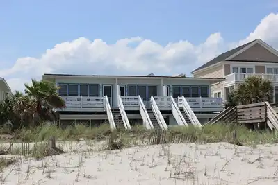 Image de Presque Ciel Oceanfront C Celles-ci Wifi gratuites dans le sable directement Ă Beach Pets Ok