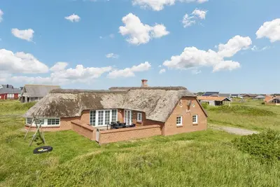 Maison de vacances pour 12 a Harboøre-By Traum